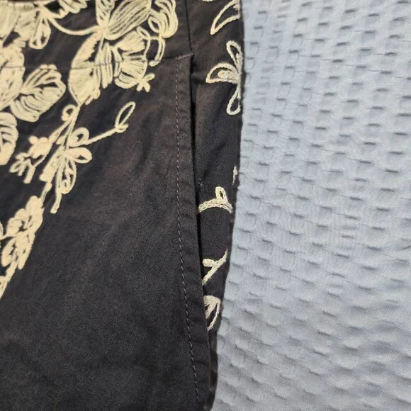 J Crew Black & Ecru Mirabel Pencil Skirt Floral Embroidered Classic Boho Preppy - Picture 8 of 8